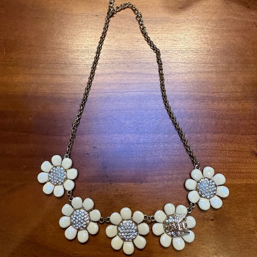 Francesca’s Cute Flower Statement Necklace